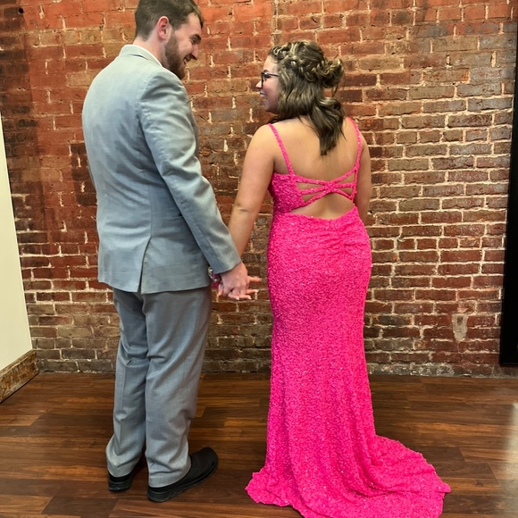 prom dress - Picture 3 of 6